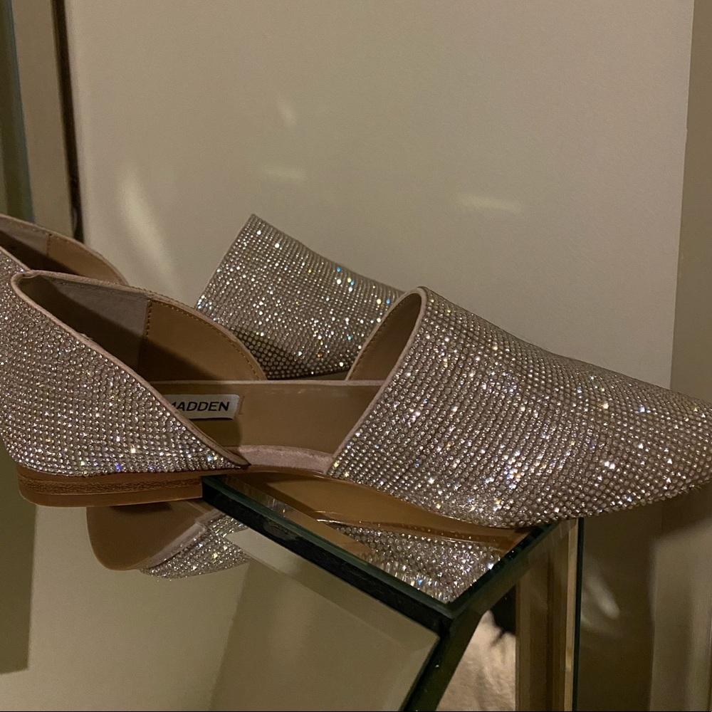 Steve Madden Talent bling flats.